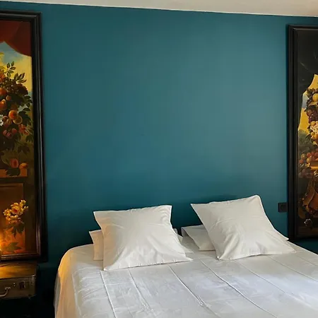 לינה וארוחת בוקר Bears N Breakfast קונדום